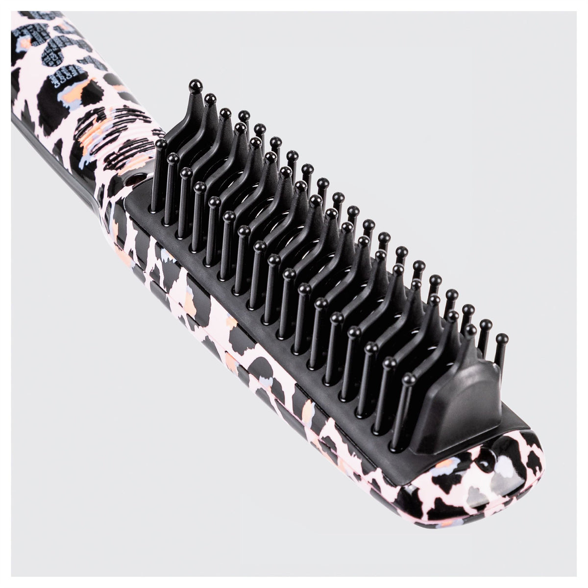 Triangl Pro Heated Detailer Brush